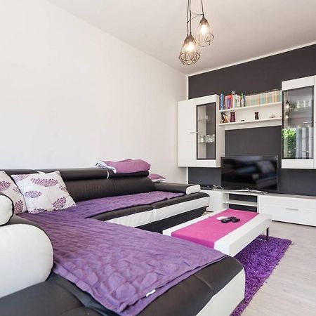 Apartman Mark Apartment Pula Bagian luar foto