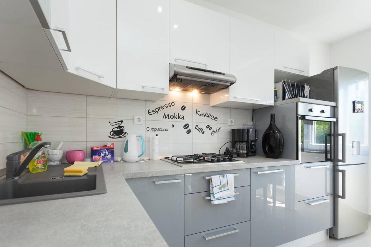 Apartman Mark Apartment Pula Bagian luar foto