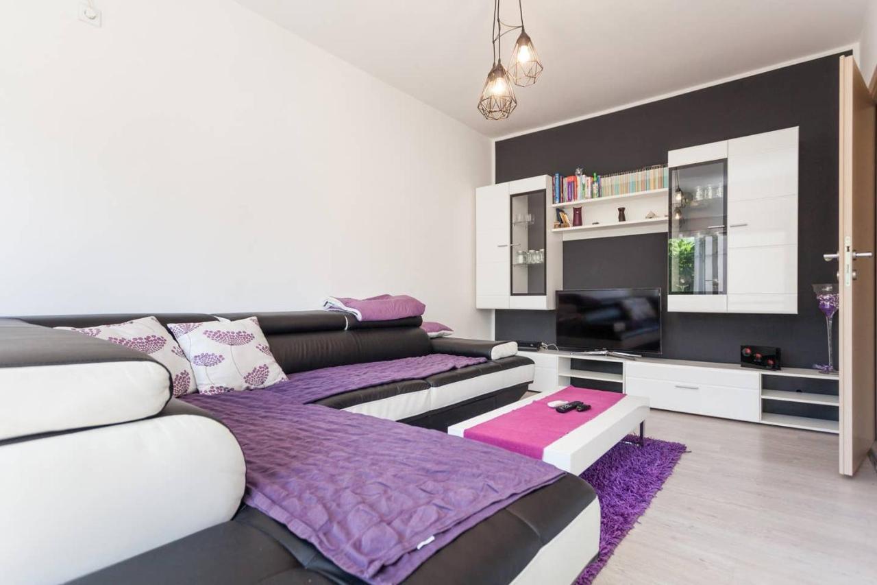 Apartman Mark Apartment Pula Bagian luar foto