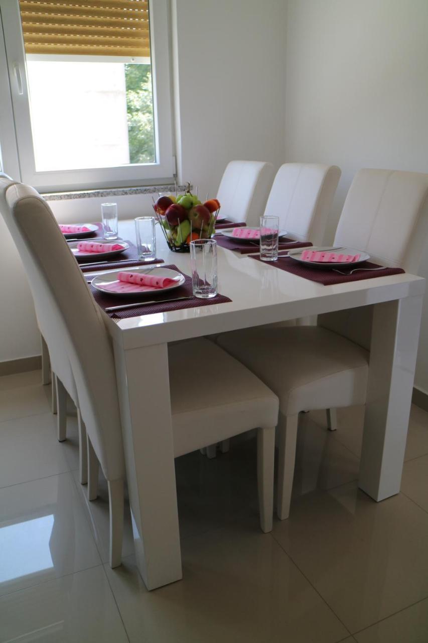 Apartman Mark Apartment Pula Bagian luar foto